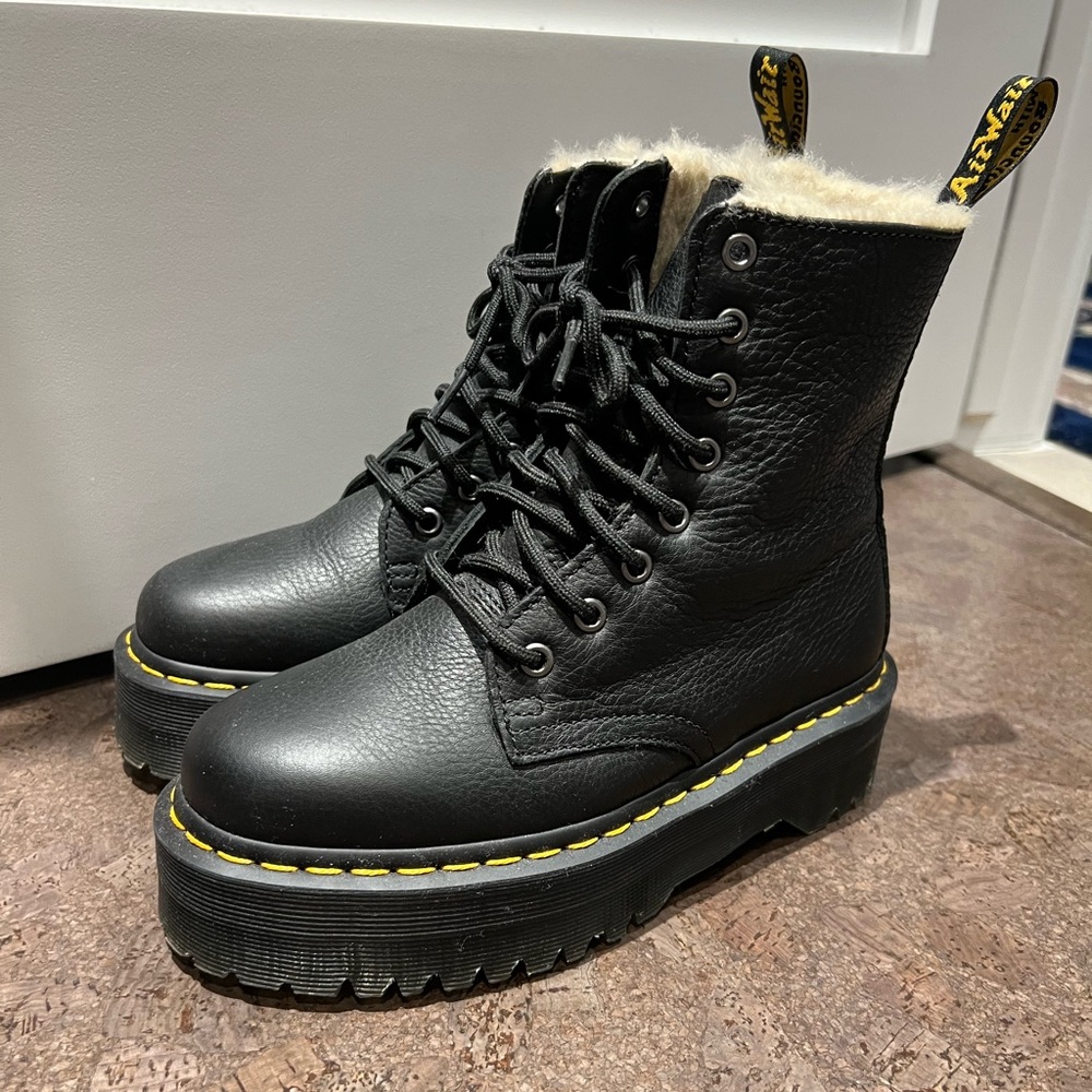 Doc Martens Jadon Faux Fur Boot